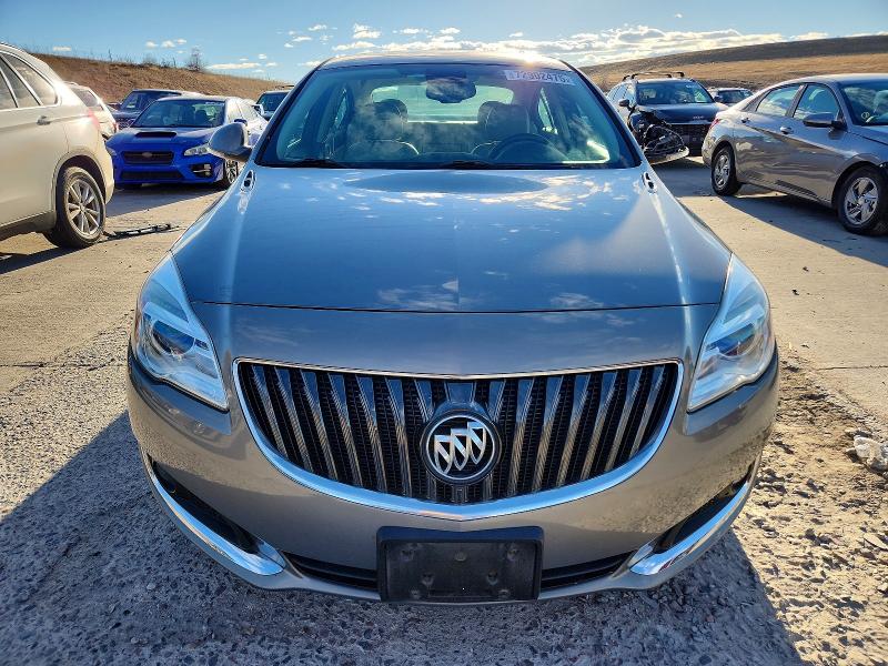 Photo 5 from auction – 2017 BUICK REGAL SPOR with VIN 2G4GL5EX9H9196915
