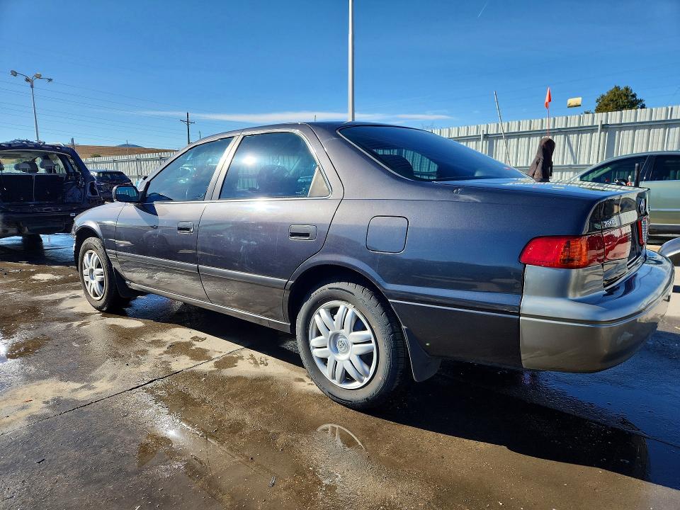 Photo 2 from auction – 2001 TOYOTA CAMRY LE with VIN 4T1BF22K61U961368