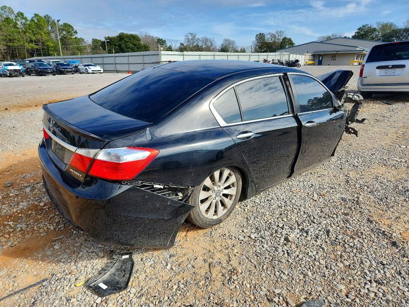 Photo 3 from auction – 2015 HONDA ACCORD with VIN 1HGCR2F5XFA152860