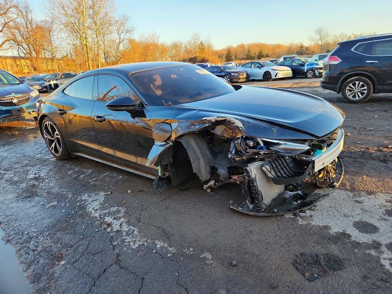 Photo 4 from auction – 2022 AUDI E-TRON GT with VIN WAUEJBFW7N7004701