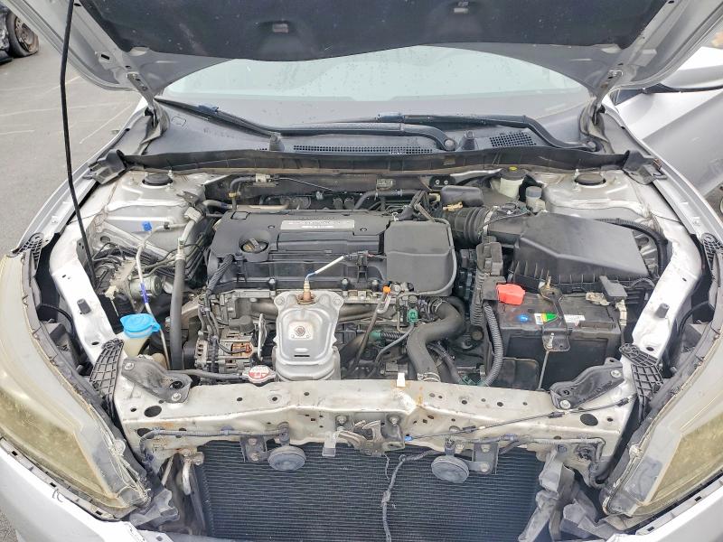Photo 11 from auction – 2015 HONDA ACCORD LX with VIN 1HGCR2E35FA172465