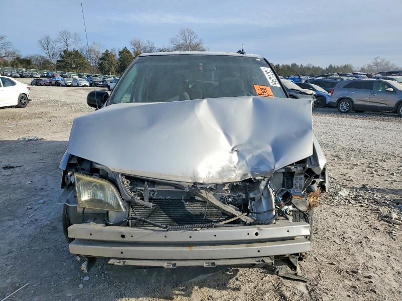 Photo 5 from auction – 2004 PONTIAC MONTANA with VIN 1GMDX03E54D162544