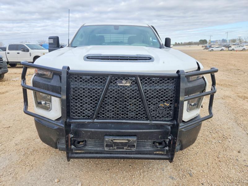 Photo 5 from auction – 2020 CHEVROLET SILVERADO with VIN 1GC4YLE7XLF141581