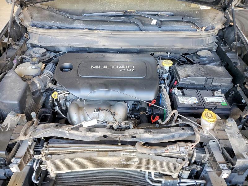 Photo 12 from auction – 2018 JEEP CHEROKEE L with VIN 1C4PJLCB4JD509917