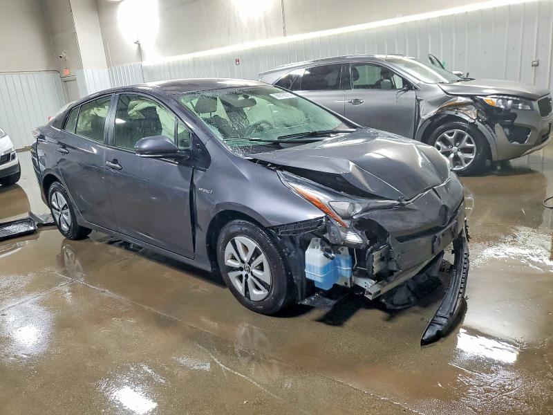 Photo 4 from auction – 2016 TOYOTA PRIUS with VIN JTDKARFU2G3520309