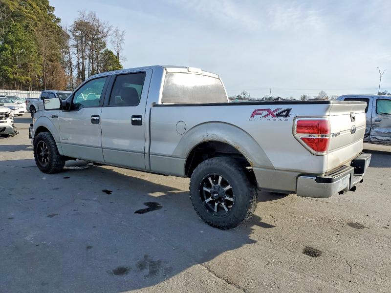 Photo 2 from auction – 2011 FORD F150 SUPER with VIN 1FTFW1ETXBFA53158