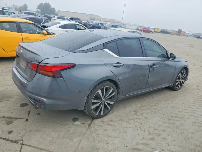 Photo 3 from auction – 2019 NISSAN ALTIMA with VIN 1N4BL4CV0KN305296