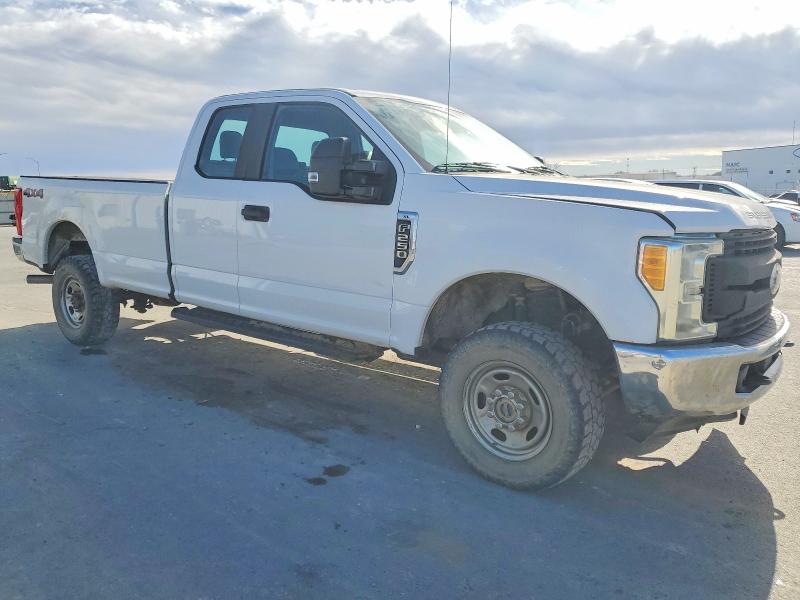 Photo 4 from auction – 2017 FORD F250 with VIN 1FT7X2B68HEC46669