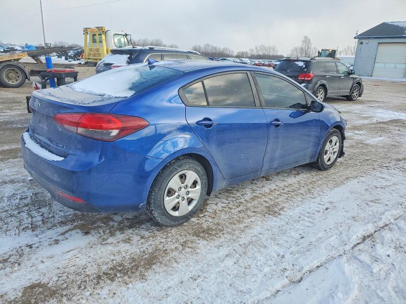 Photo 3 from auction – 2018 KIA FORTE LX with VIN 3KPFK4A71JE269821
