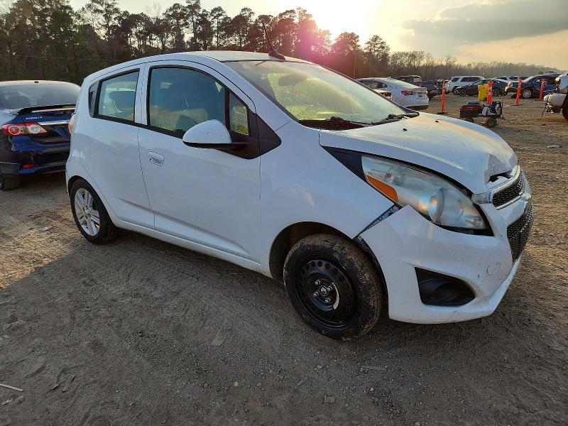 Photo 4 from auction – 2014 CHEVROLET SPARK LS with VIN KL8CA6S99EC569663