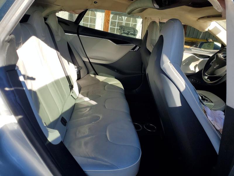 Photo 10 from auction – 2013 TESLA MODEL S with VIN 5YJSA1CP6DFP23587