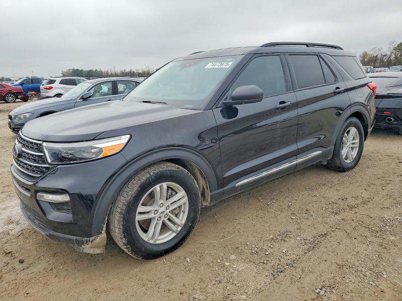 FORD EXPLORER X 2023 with VIN 1FMSK7DHXPGB90494 - Photo from auction