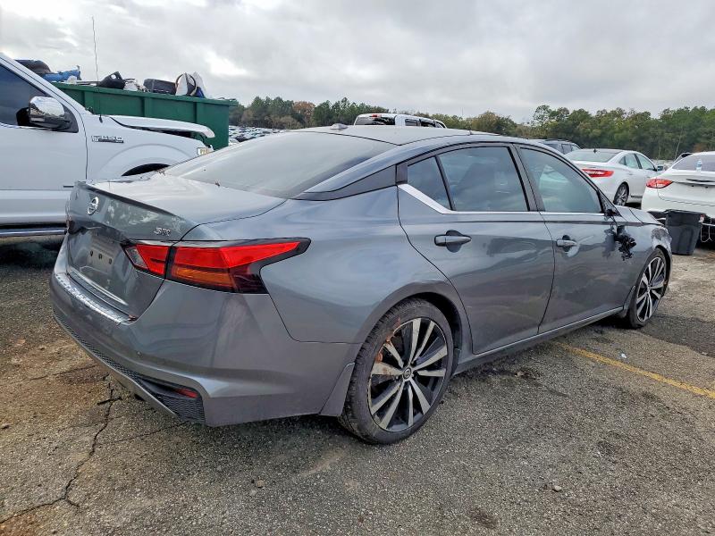 Photo 3 from auction – 2019 NISSAN ALTIMA with VIN 1N4BL4CV4KC220568