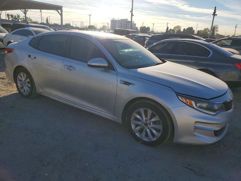 Photo 4 from auction – 2016 KIA OPTIMA LX with VIN 5XXGT4L30GG069847