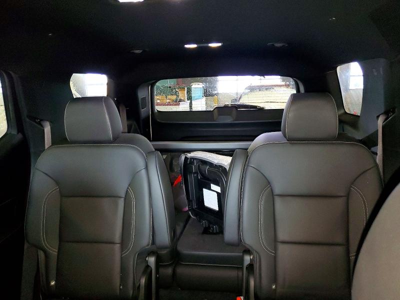Photo 10 from auction – 2023 CHEVROLET TRAVERSE L with VIN 1GNERHKW3PJ236939