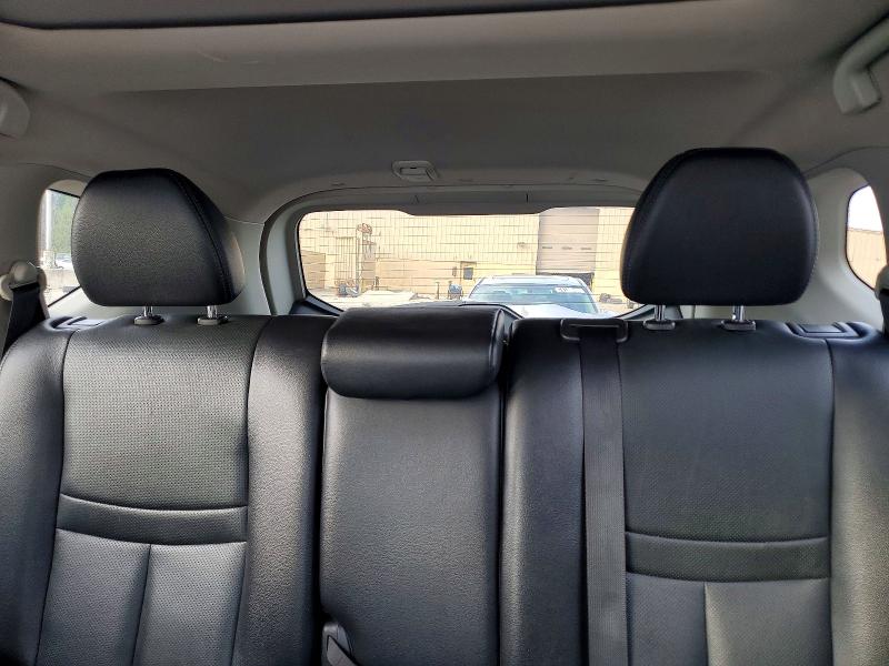 Photo 10 from auction – 2016 NISSAN ROGUE with VIN 5N1AT2MV0GC883597