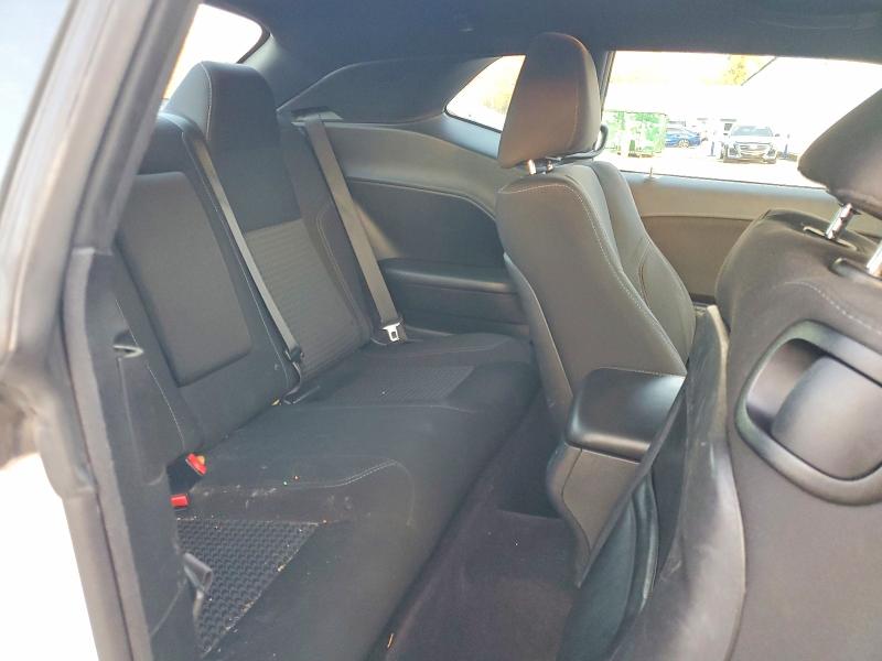 Photo 10 from auction – 2016 DODGE CHALLENGER with VIN 2C3CDZAG6GH213482