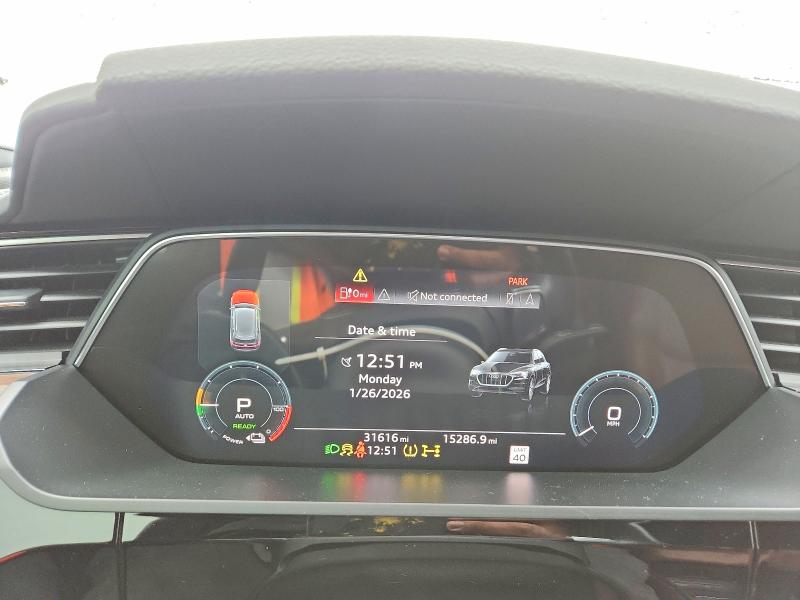 Photo 9 from auction – 2019 AUDI E-TRON PRE with VIN WA1VABGE4KB013254