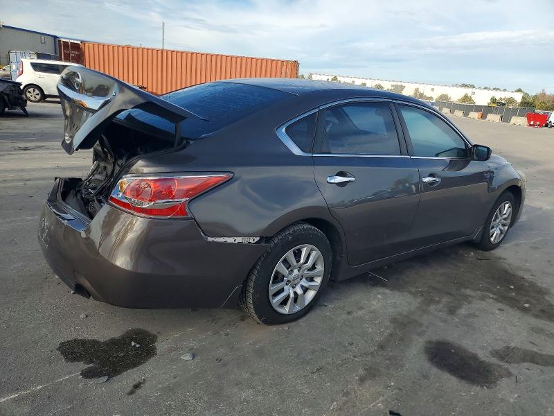 Photo 3 from auction – 2015 NISSAN ALTIMA 2.5 with VIN 1N4AL3AP9FN906366
