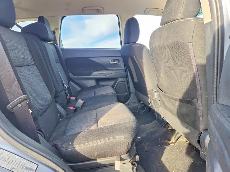 Photo 11 from auction – 2016 MITSUBISHI OUTLANDER with VIN JA4AD3A32GZ003744