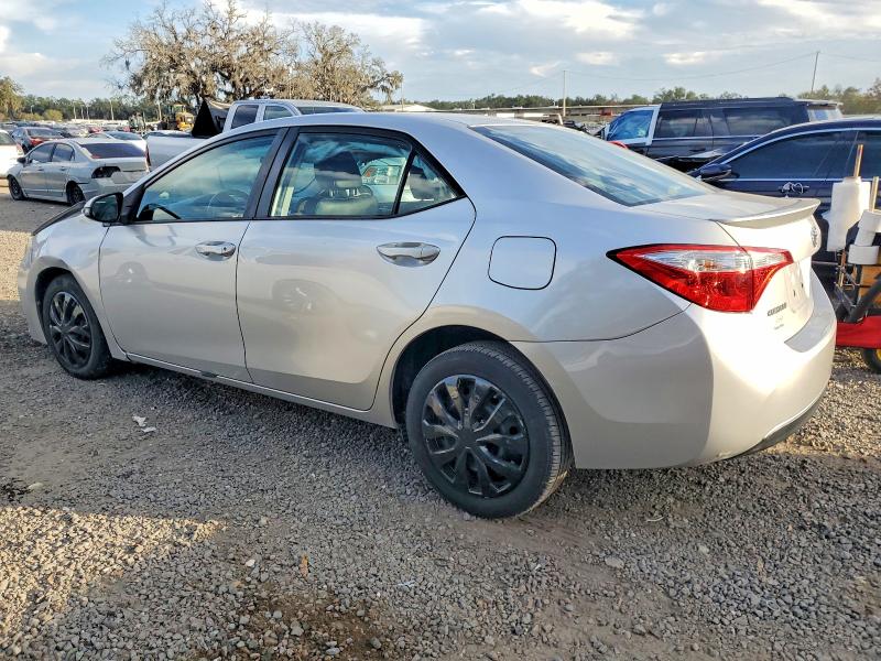 Photo 2 from auction – 2015 TOYOTA COROLLA with VIN 2T1BURHE0FC385057
