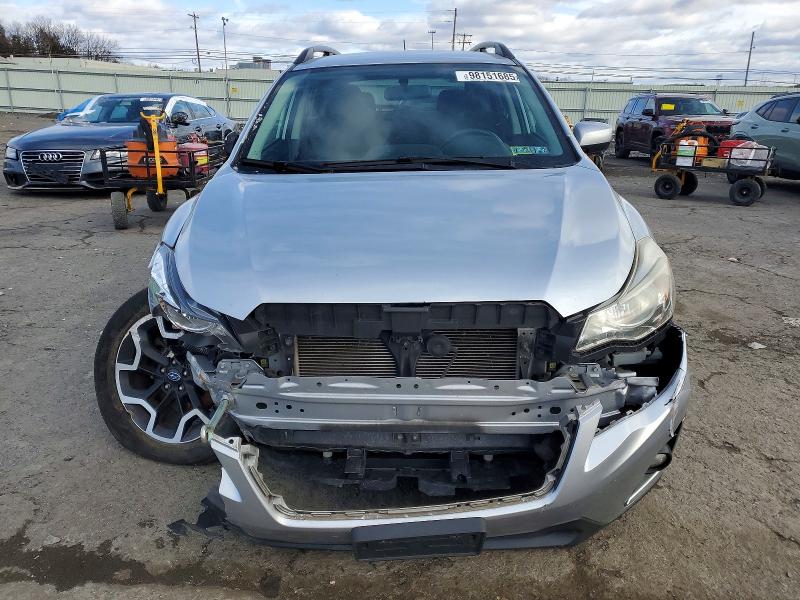 Photo 5 from auction – 2017 SUBARU CROSSTREK with VIN JF2GPABC6HH242474