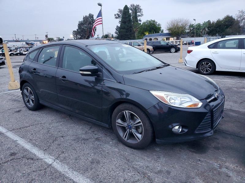 Photo 4 from auction – 2014 FORD FOCUS SE with VIN 1FADP3K24EL453238