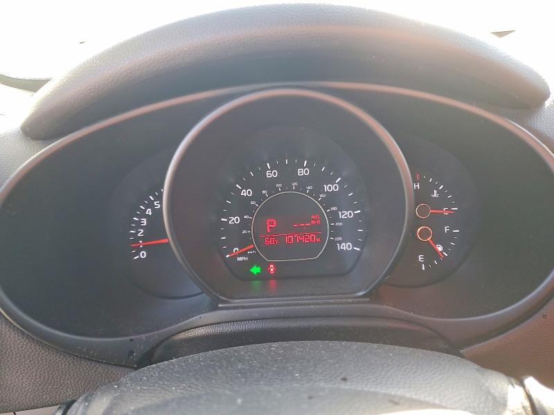 Photo 9 from auction – 2016 KIA SOUL with VIN KNDJN2A27G7372955