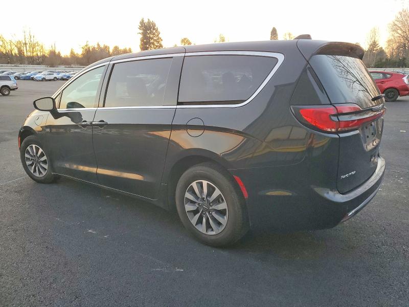 Photo 2 from auction – 2023 CHRYSLER PACIFICA H with VIN 2C4RC1L79PR598988