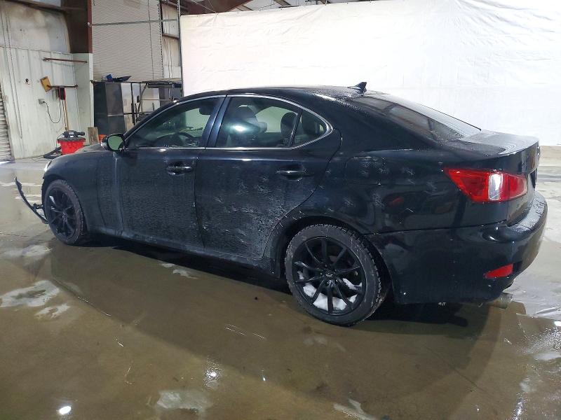 Photo 2 from auction – 2011 LEXUS IS 350 with VIN JTHCE5C29B5001001