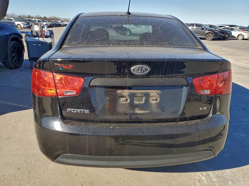 Photo 6 from auction – 2010 KIA FORTE EX with VIN KNAFU4A2XA5847048