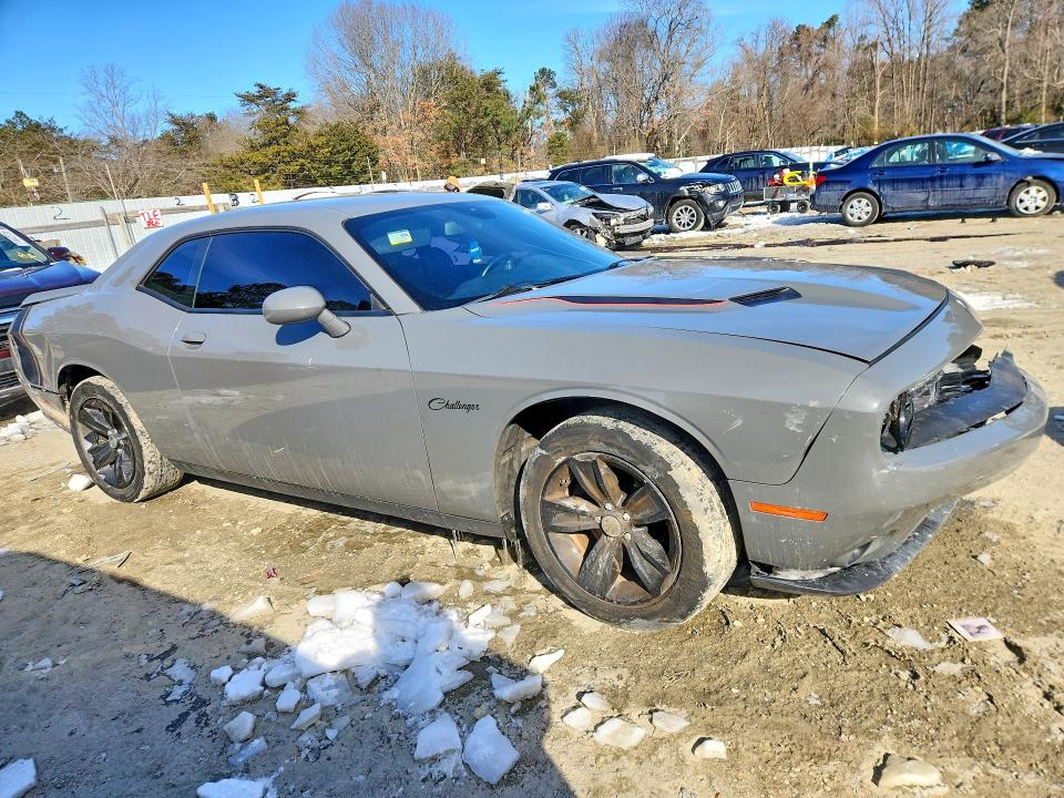 Photo 4 from auction – 2019 DODGE CHALLENGER with VIN 2C3CDZAG2KH718993