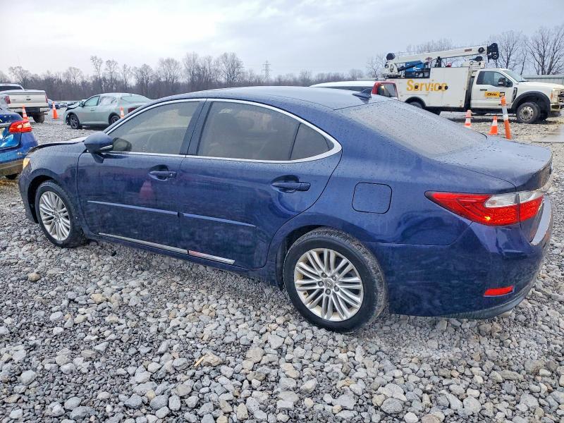 Photo 2 from auction – 2013 LEXUS ES 350 with VIN JTHBK1GG5D2075264
