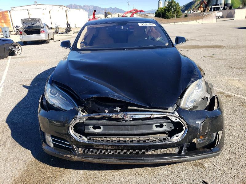 Photo 5 from auction – 2012 TESLA MODEL S with VIN 5YJSA1DNXCFP02690