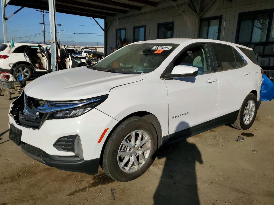 CHEVROLET EQUINOX 2022 with VIN 3GNAXKEV0NL137232 - Photo from auction