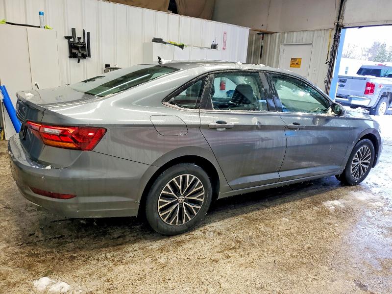 Photo 3 from auction – 2019 VOLKSWAGEN JETTA S with VIN 3VWC57BU7KM028026