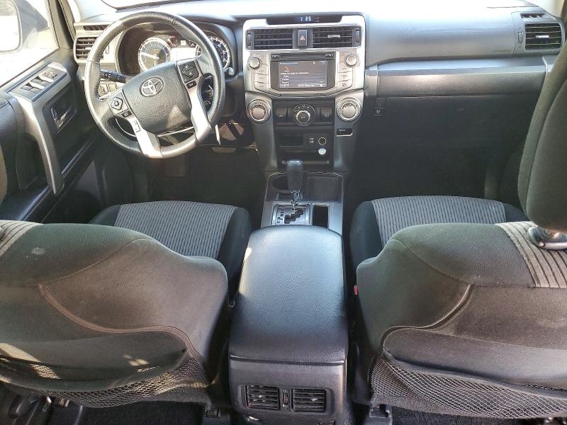 Photo 8 from auction – 2017 TOYOTA 4RUNNER SR with VIN JTEZU5JR3H5153018