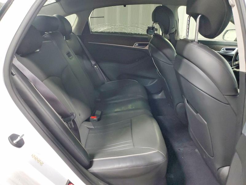 Photo 10 from auction – 2015 HYUNDAI GENESIS 5. with VIN KMHGN4JF2FU016935