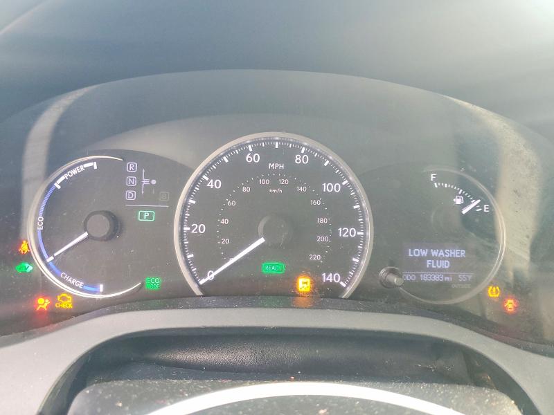 Photo 9 from auction – 2011 LEXUS CT 200 with VIN JTHKD5BHXB2034160