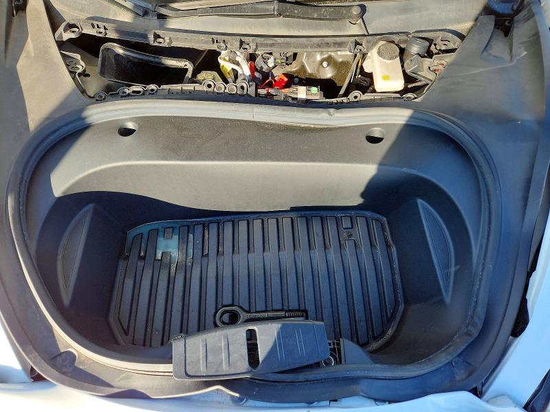 Photo 11 from auction – 2023 TESLA MODEL 3 with VIN 5YJ3E1EA5PF675523