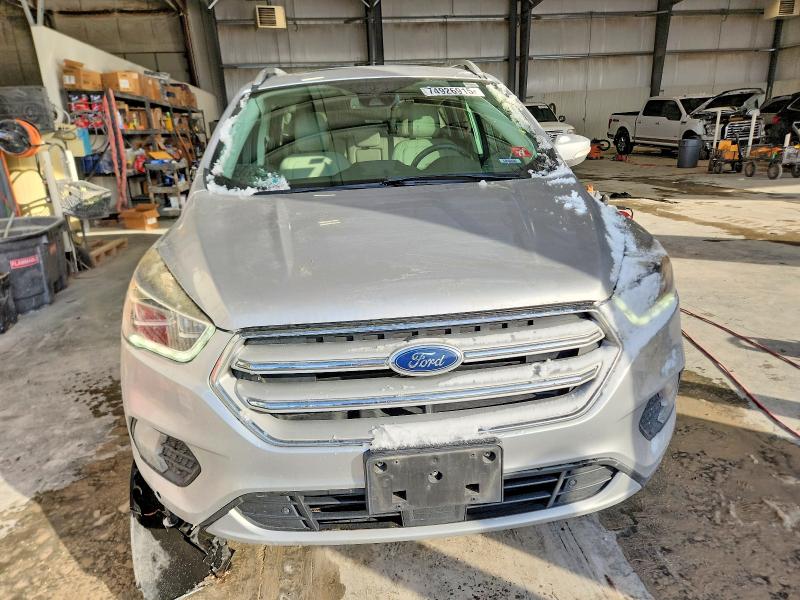 Photo 5 from auction – 2019 FORD ESCAPE TIT with VIN 1FMCU9J90KUA63271