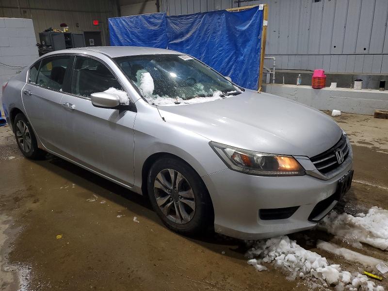 Photo 4 from auction – 2014 HONDA ACCORD with VIN 1HGCR2F32EA159816
