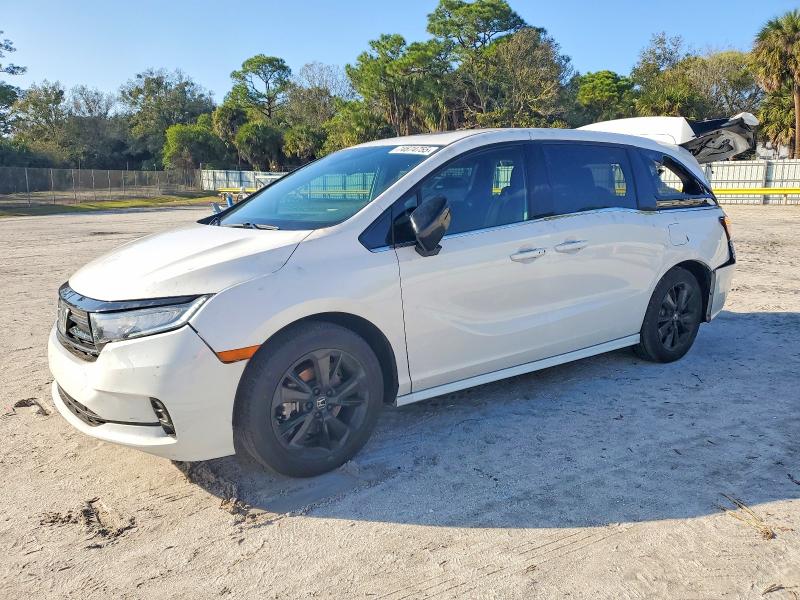 HONDA ODYSSEY 2024 with VIN 5FNRL6H79RB070257 - Photo from auction