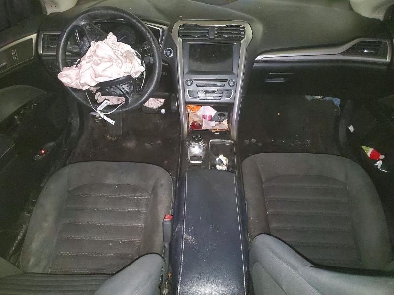 Photo 8 from auction – 2017 FORD FUSION with VIN 3FA6P0HD5HR393654
