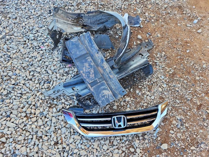Photo 12 from auction – 2014 HONDA ACCORD with VIN 1HGCR3F84EA035550