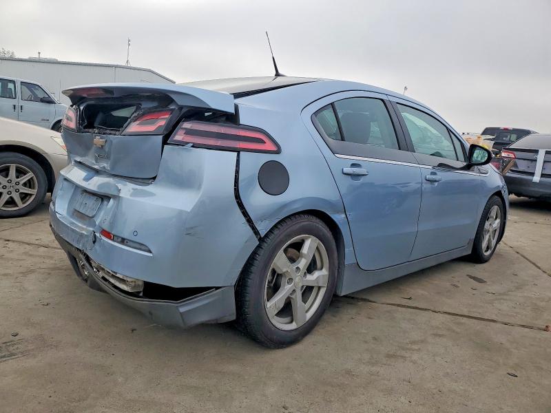 Photo 3 from auction – 2013 CHEVROLET VOLT with VIN 1G1RF6E49DU131861