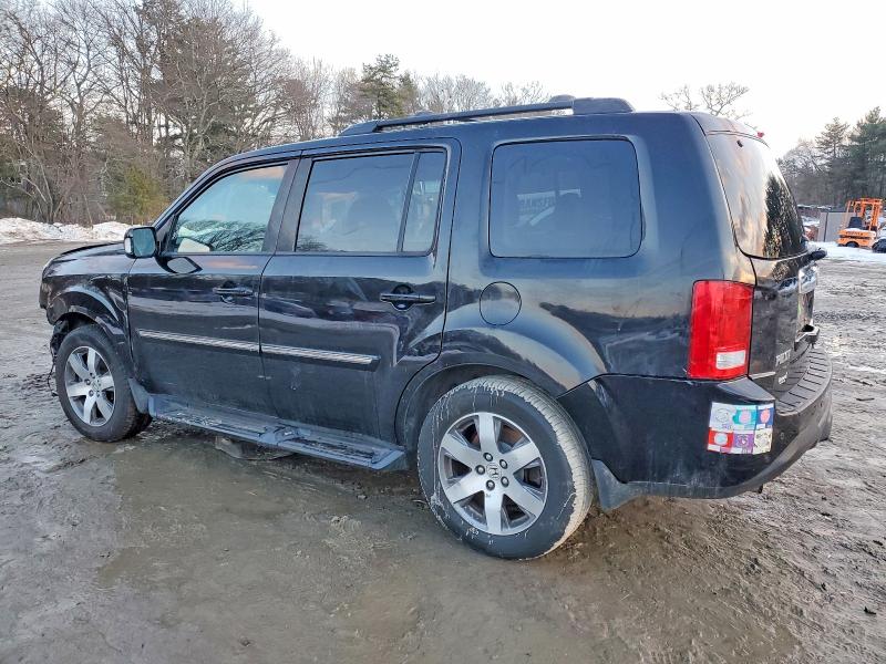 Photo 2 from auction – 2014 HONDA PILOT TOUR with VIN 5FNYF4H96EB026414