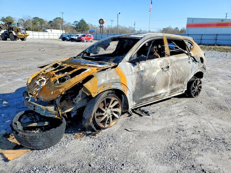 HYUNDAI TUCSON SE 2016 with VIN KM8J23A46GU242937 - Photo from auction