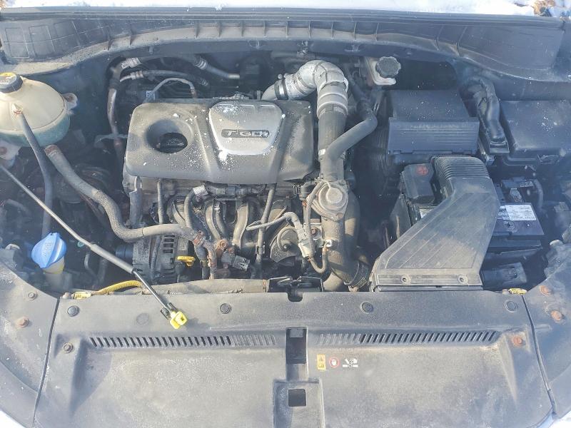 Photo 12 from auction – 2016 HYUNDAI TUCSON with VIN KM8J3CA26GU146530
