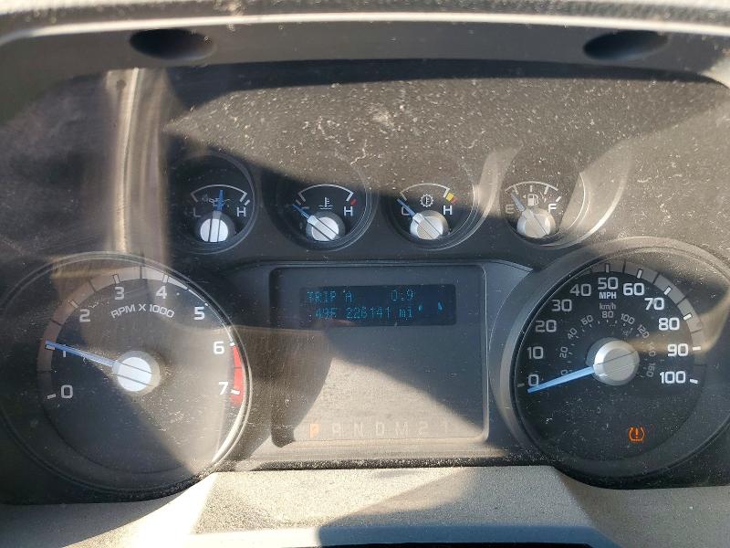 Photo 9 from auction – 2012 FORD F250 SUPER with VIN 1FT7X2B69CEB42474